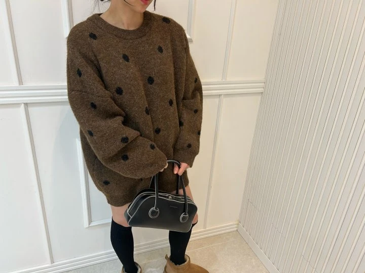 Pearls room - Korean Women Fashion - #momslook - Dot Muffler Sweater Set - 7