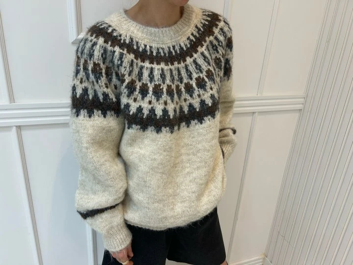 Pearls room - Korean Women Fashion - #shopsmall - Beagle Knit Sweater - 4