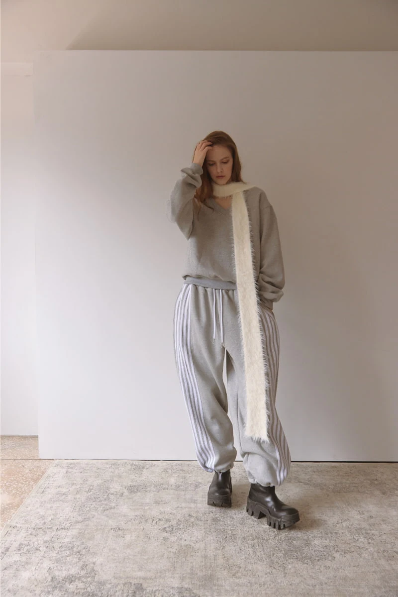 Project Wave - Korean Women Fashion - #restrostyle - 6 Line Track Pants - 11