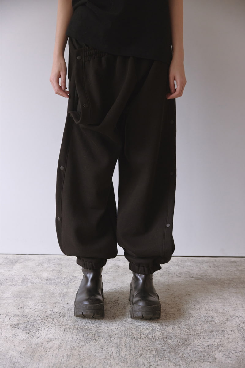 Project Wave - Korean Women Fashion - #womensfashion - Fleece Snap Pants - 10