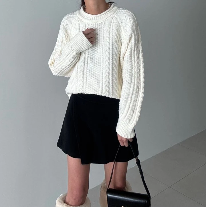 Ripple - Korean Women Fashion - #momslook - Twist Round Knit Sweater - 3