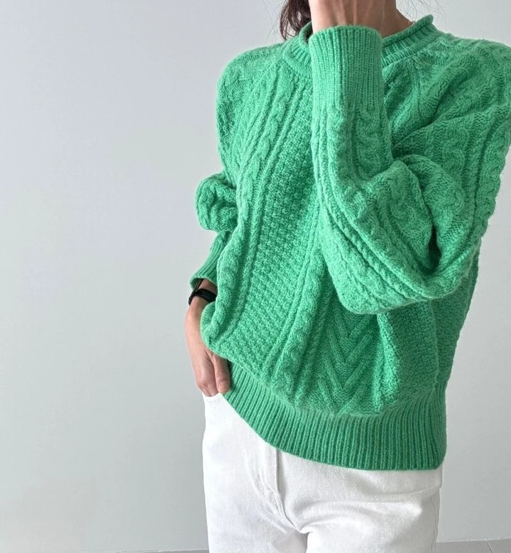 Ripple - Korean Women Fashion - #thelittlethings - Twist Round Knit Sweater - 2