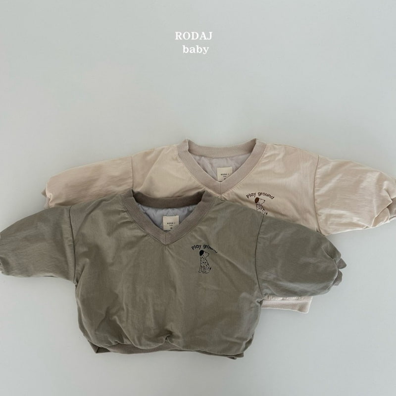 Roda J - Korean Baby Fashion - #babyoninstagram - Bebe B Ground Sweatshirt