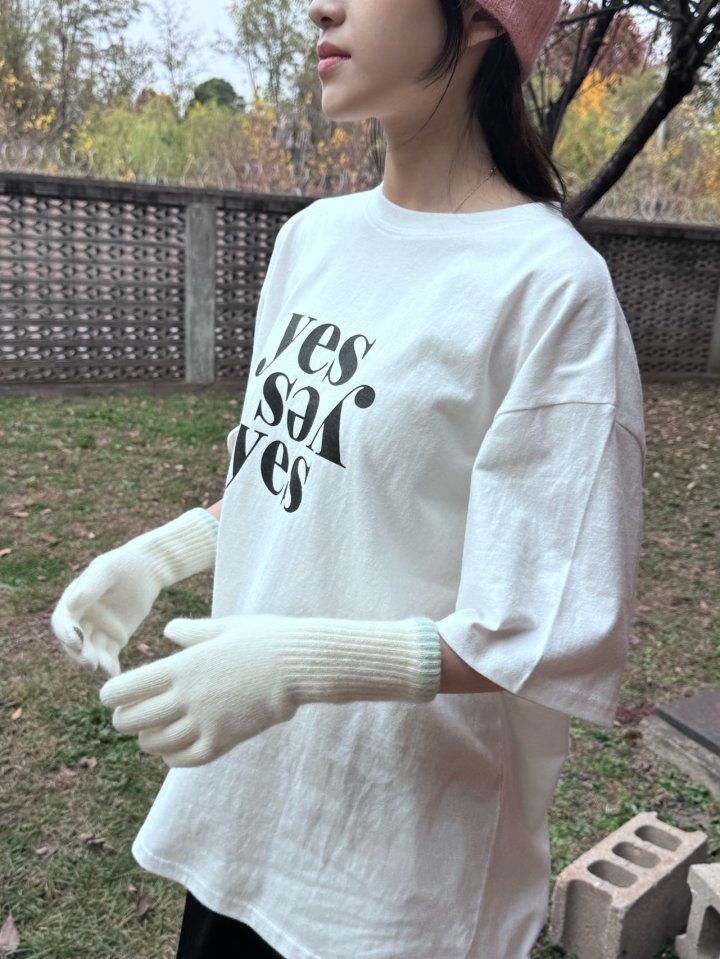 Theres - Korean Women Fashion - #womensfashion - Yes Tee - 9