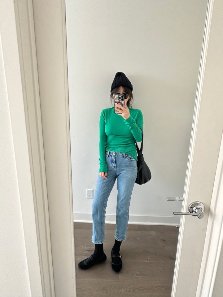 Via - Korean Women Fashion - #momslook - Simple Turtleneck Tee