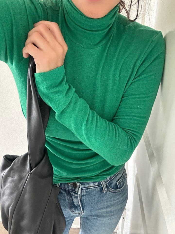 Via - Korean Women Fashion - #momslook - Simple Turtleneck Tee - 5