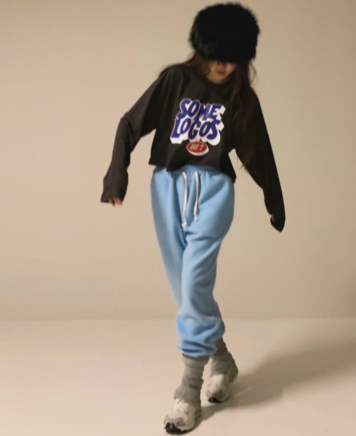 Via - Korean Women Fashion - #vintageinspired - Logos Tee - 7