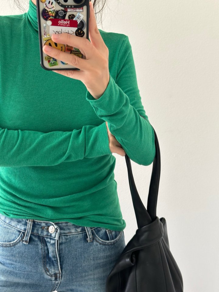 Via - Korean Women Fashion - #womensfashion - Simple Turtleneck Tee - 2