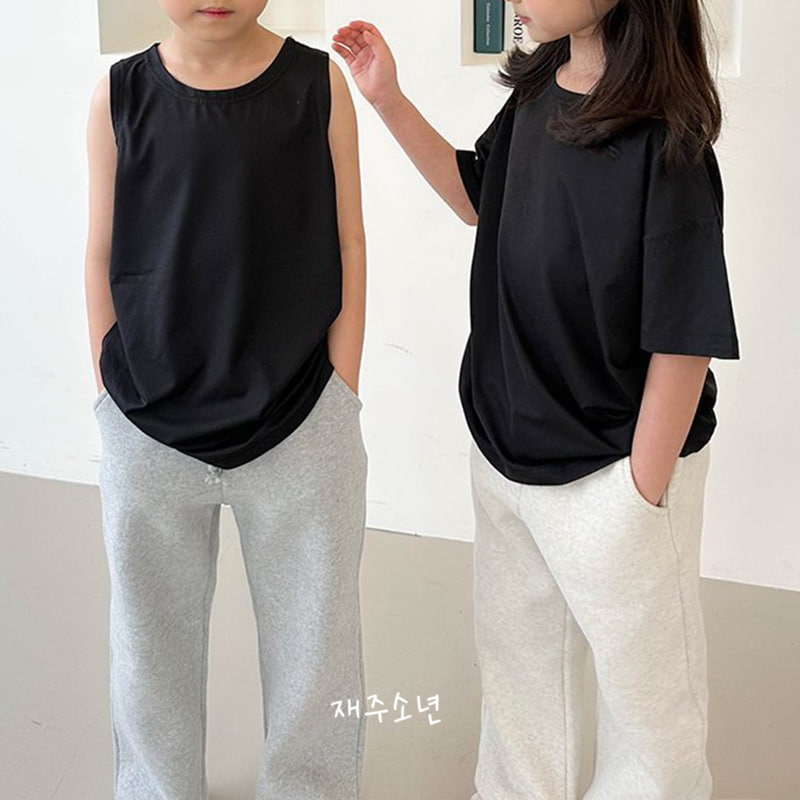 Witty Boy - Korean Children Fashion - #littlefashionista - Easy Warm Inner Sleeveless Tee - 2