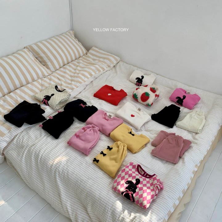 Yellow Factory - Korean Children Fashion - #fashionkids - I Love You Sweatshirts - 10