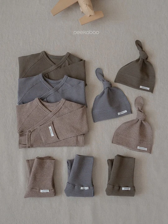 Boeing Top Bottom Newborn Set