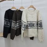 Snowflake Round Knit