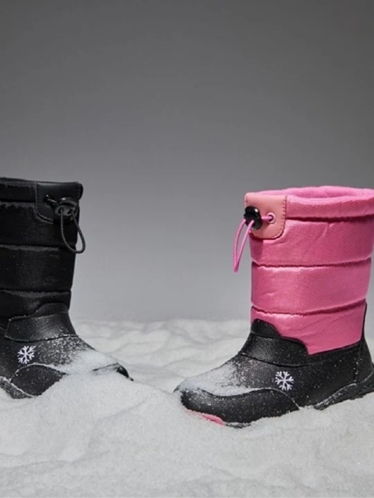 Eisen Snow Embroidery Boots