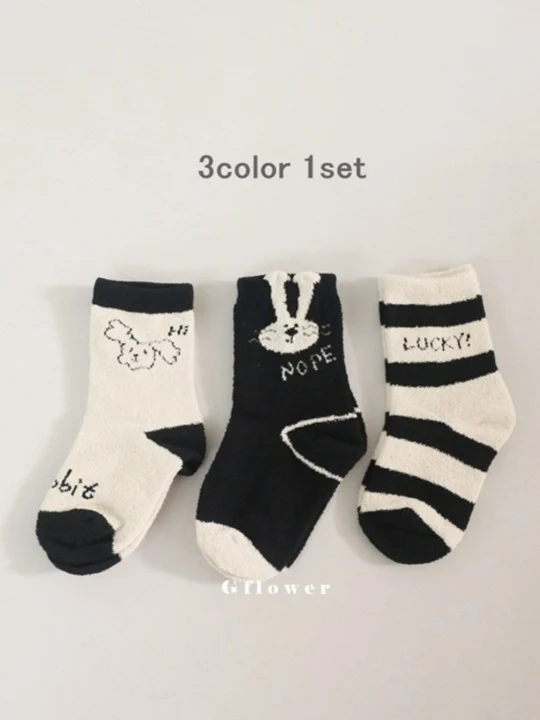 Fleece Rabbit Socks Set