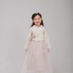 Girl Elegant Hanbok