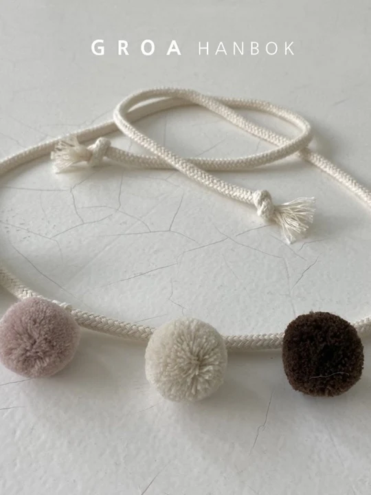 Pompom Belt