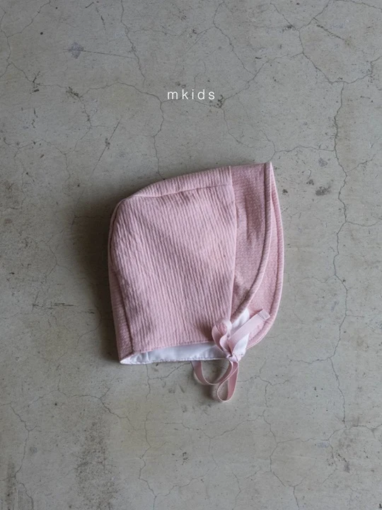 Basic Pink Bonnet