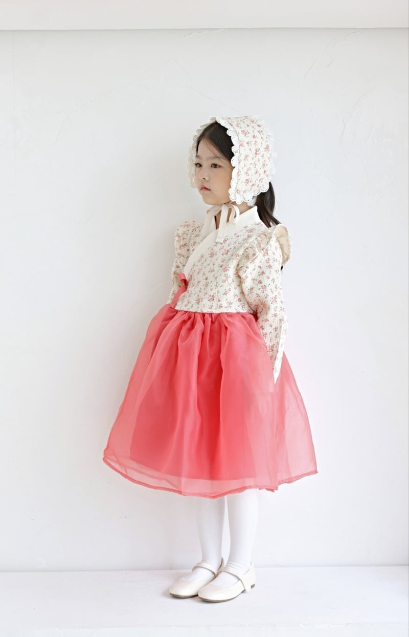 Bbb - Korean Baby Fashion - #babygirlfashion - Bebe Floral Girl Hanbok - 3