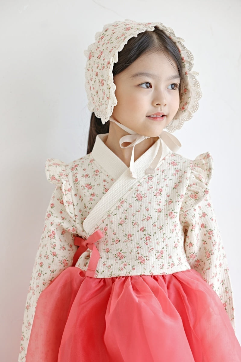 Bbb - Korean Baby Fashion - #babygirlfashion - Bebe Floral Girl Hanbok - 4