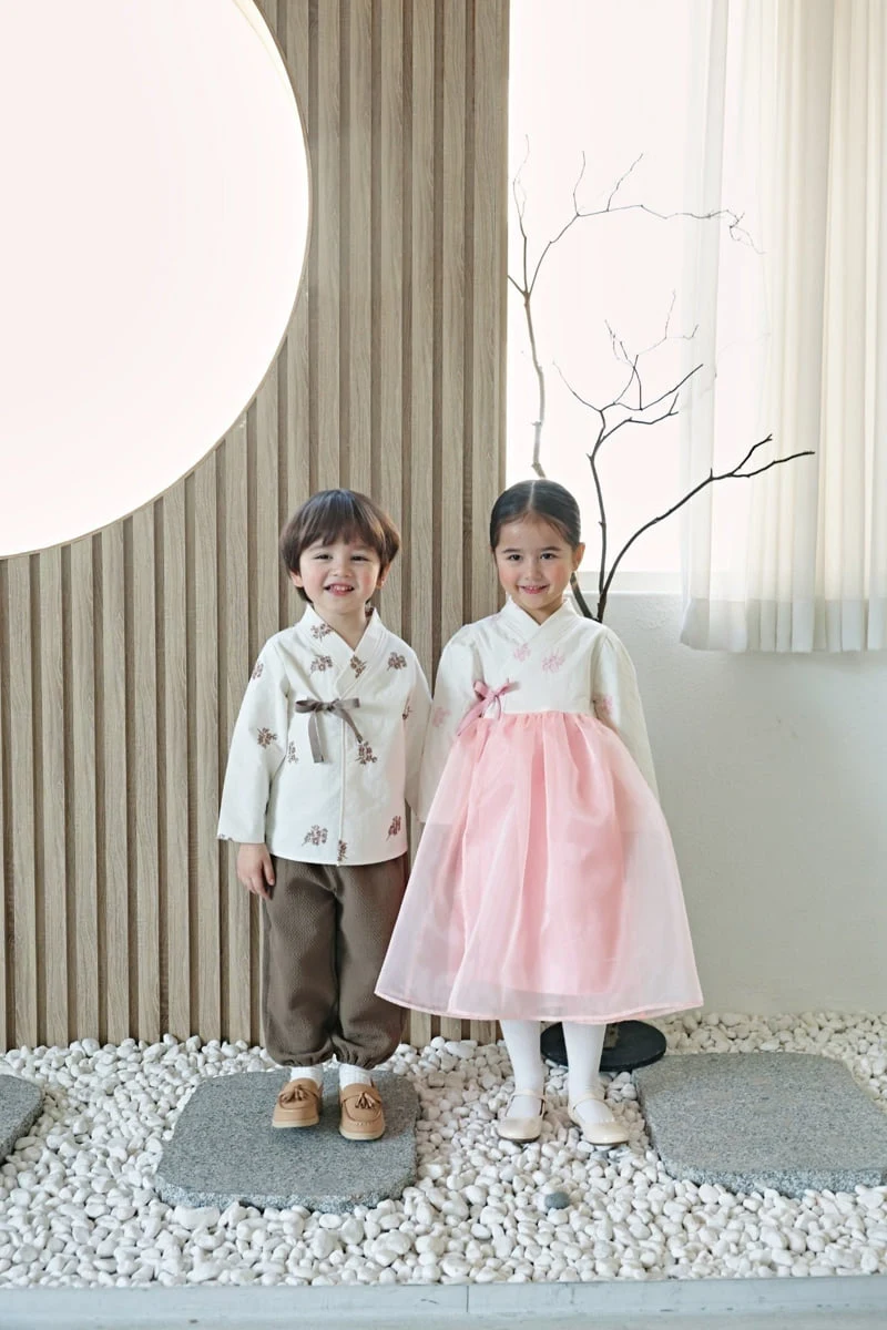 Bbb - Korean Children Fashion - #stylishchildhood - Embroidery Hanbok