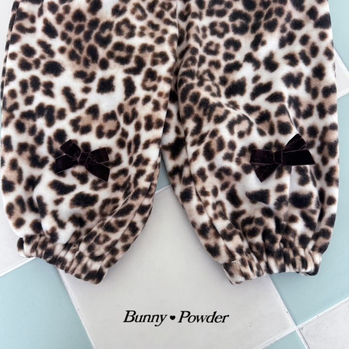 Bunny Powder - Korean Children Fashion - #todddlerfashion - Leopard Jogger Pants (with Mom) - 5