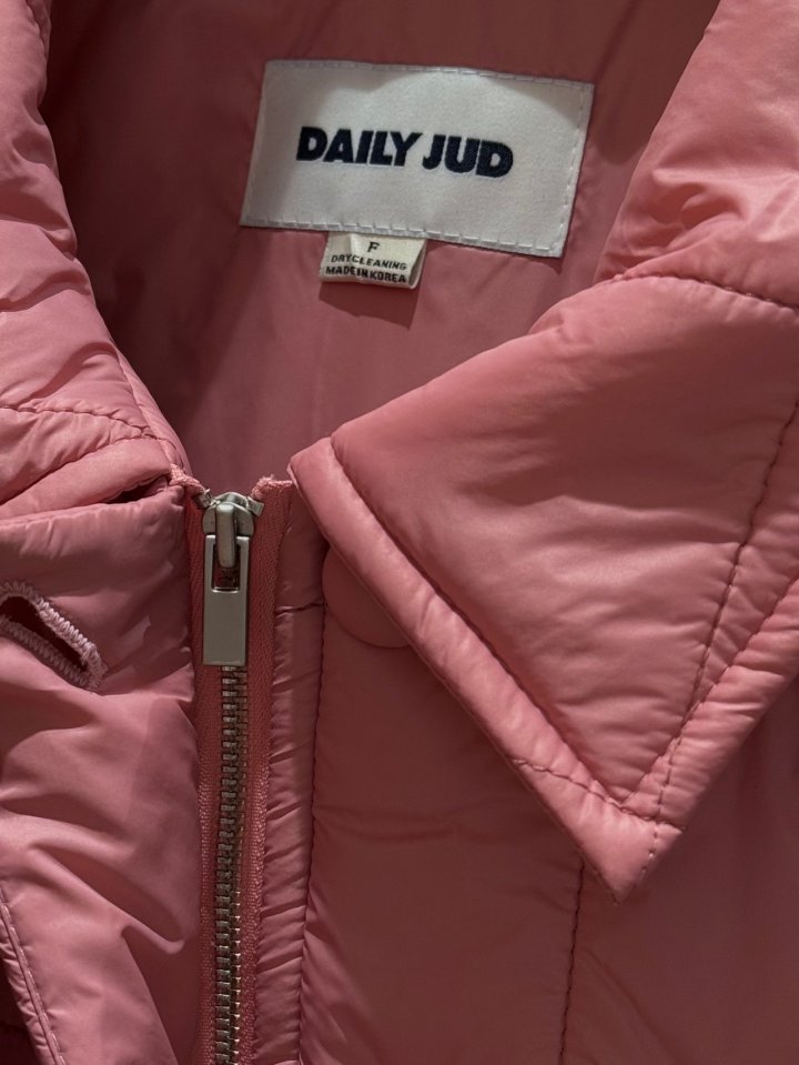 Dailyjud - Korean Women Fashion - #restrostyle - Collect Quilted Set-up Jacket - 12