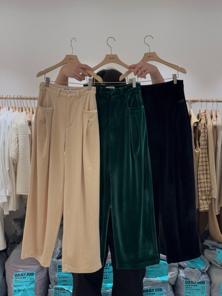 Dailyjud - Korean Women Fashion - #shopsmall - Velvet Wide Pants - 11