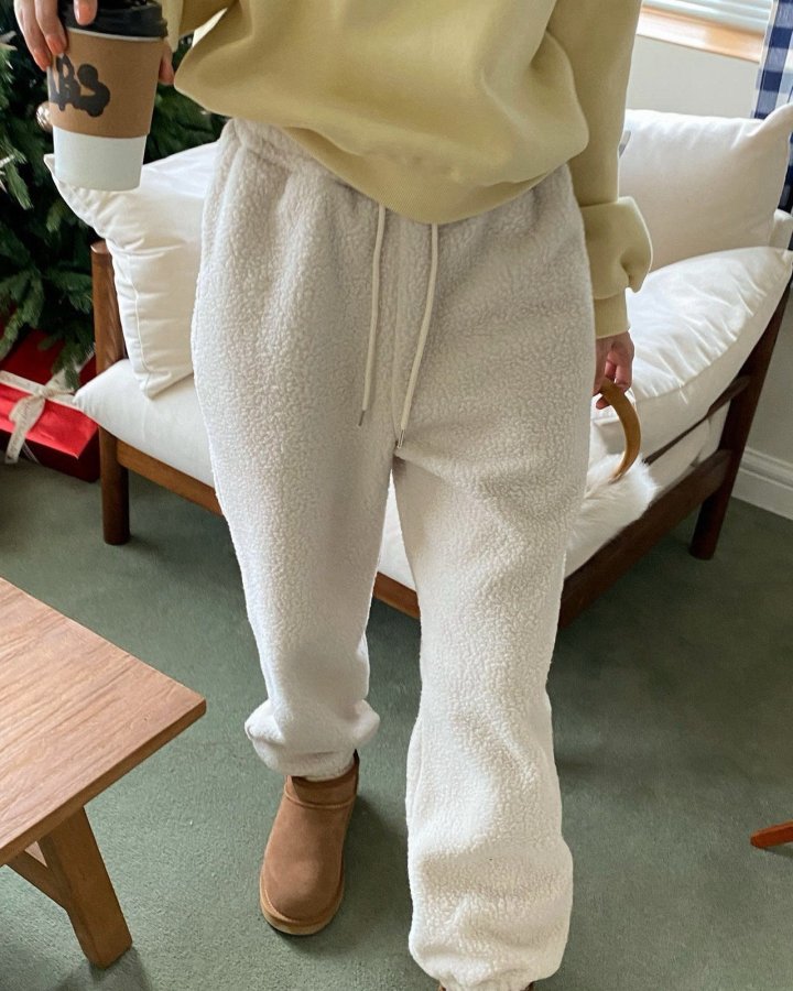 Diana - Korean Women Fashion - #momslook - Teddy Jogger Pants - 5