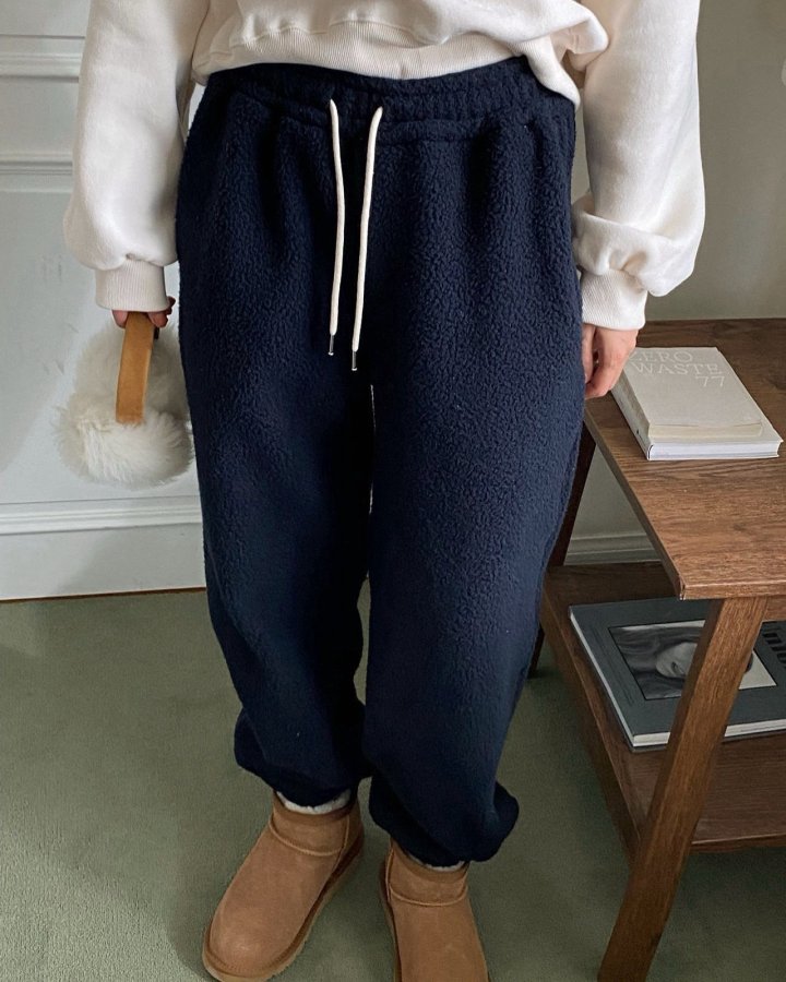 Diana - Korean Women Fashion - #vintagekidsstyle - Teddy Jogger Pants - 9