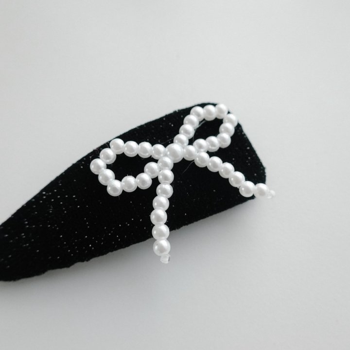 Eeiitt - Korean Women Fashion - #momslook - Triangle Black Ribbon Hairpin - 4