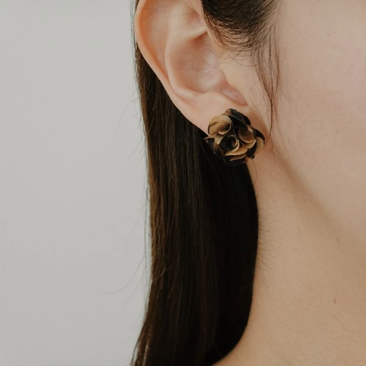 Eeiitt - Korean Women Fashion - #momslook - Flower Leopard Earrings - 9