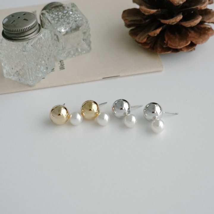 Eeiitt - Korean Women Fashion - #pursuepretty - Mael Pearl Earrings