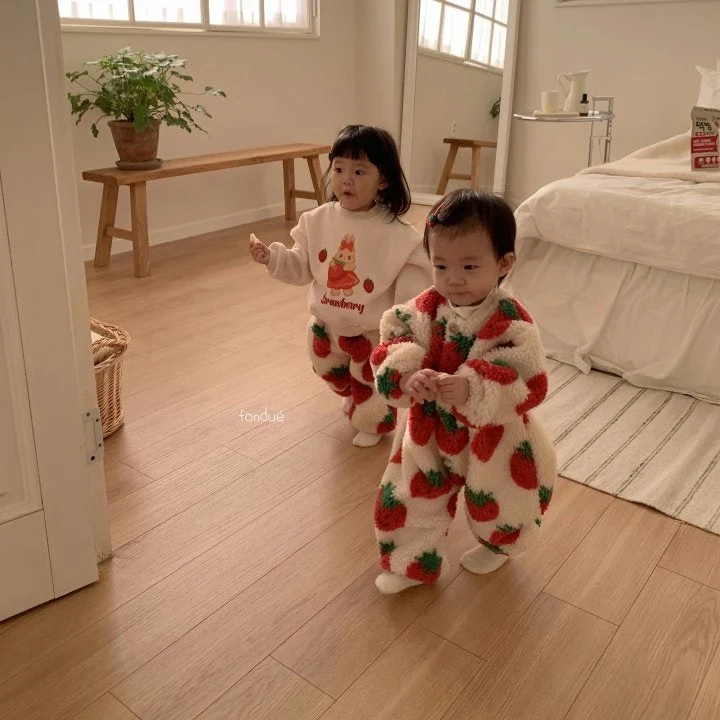 Fondue - Korean Baby Fashion - #onlinebabyboutique - Bebe Strawberry Jam Coveralls - 6