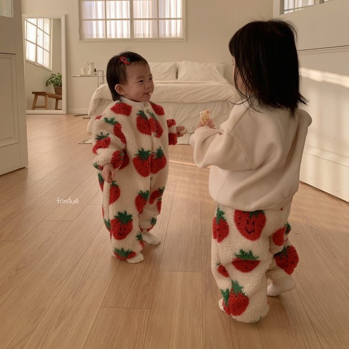 Fondue - Korean Baby Fashion - #onlinebabyshop - Bebe Strawberry Jam Coveralls - 7