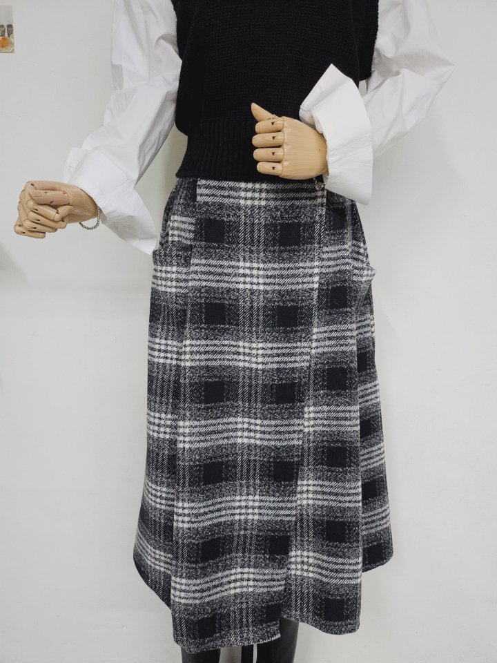 Gram - Korean Women Fashion - #momslook - Lovin Check Skirt - 11