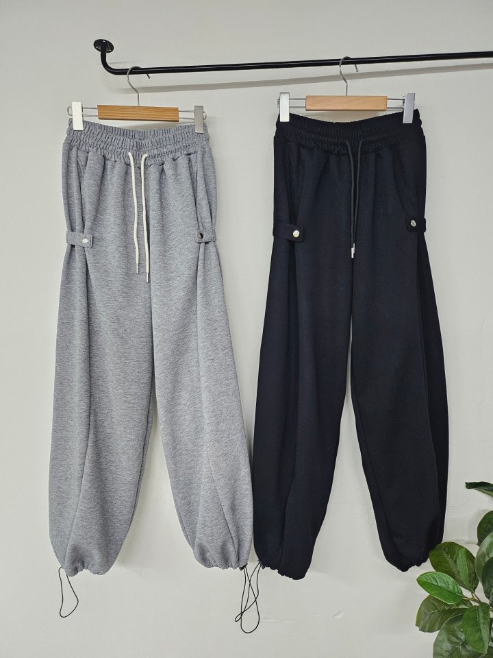 Gram - Korean Women Fashion - #restrostyle - Fleece Eve Pants - 4