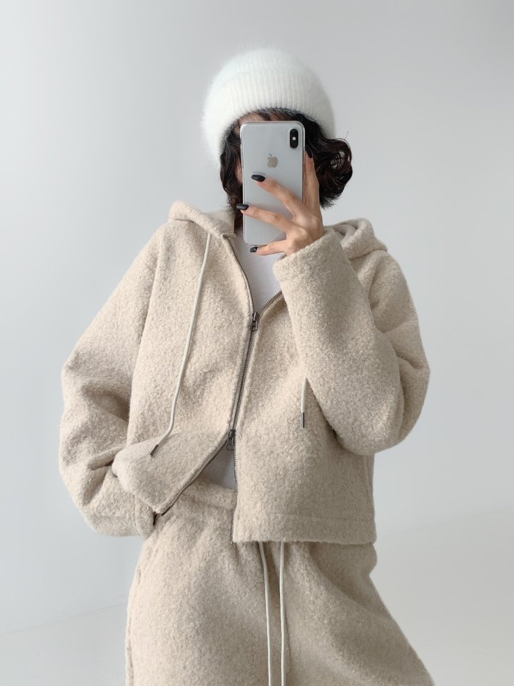 One the woman - Korean Women Fashion - #womensfashion - Poodle Warm Jogger Set - 2