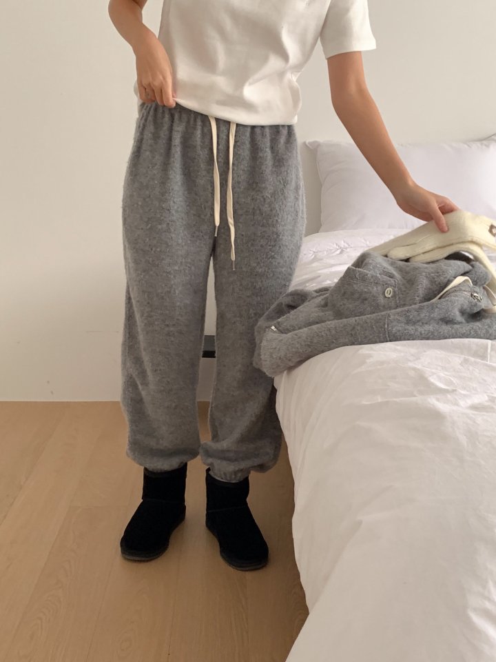 Osense - Korean Women Fashion - #womensfashion - Hairy Jogger Pants