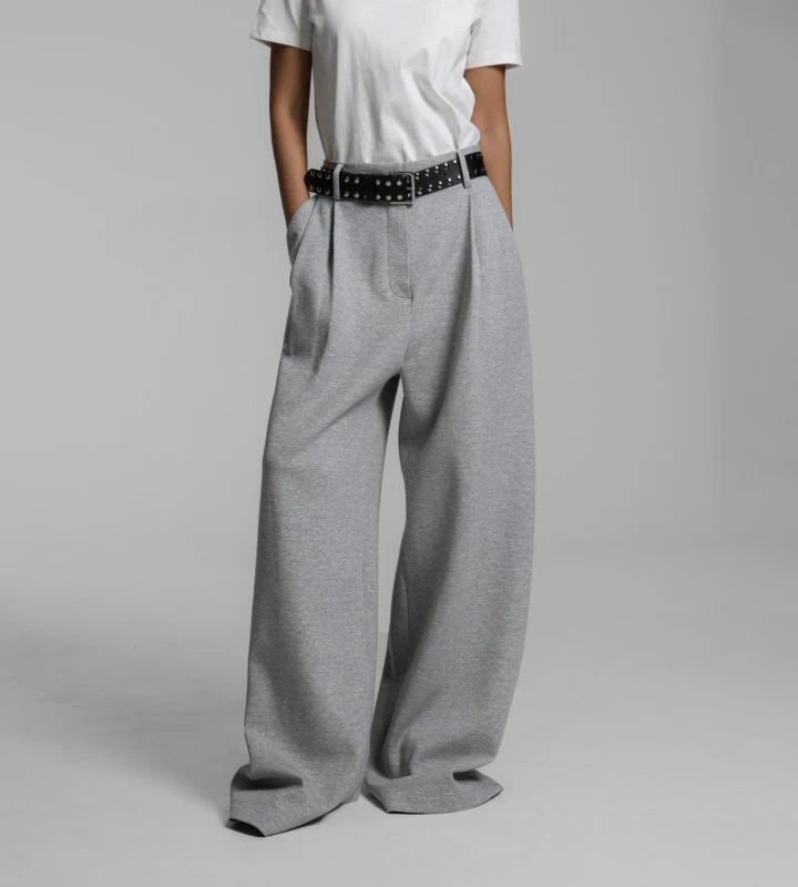 Paper Moon - Korean Women Fashion - #momslook - Sweat Wide Pin-tuck Trousers - 3