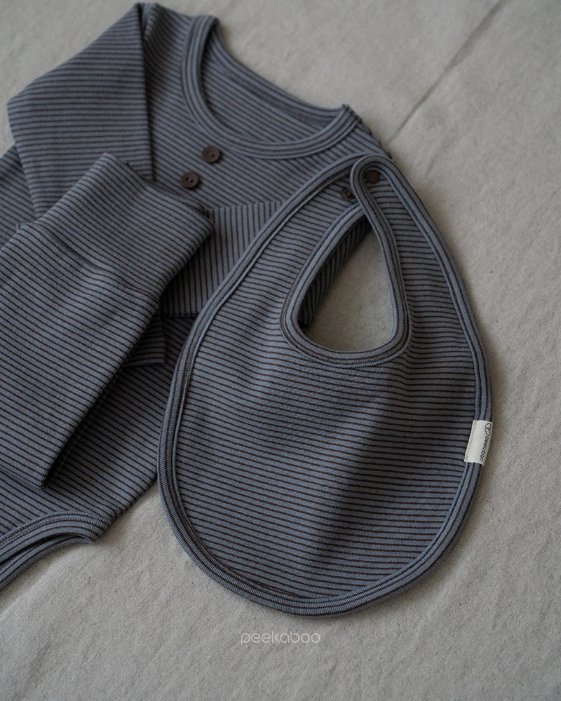 Peekaboo - Korean Baby Fashion - #babyootd - Boeing Bib - 8