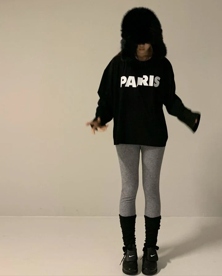 Via - Korean Women Fashion - #momslook - Loose Fit Paris Tee - 7