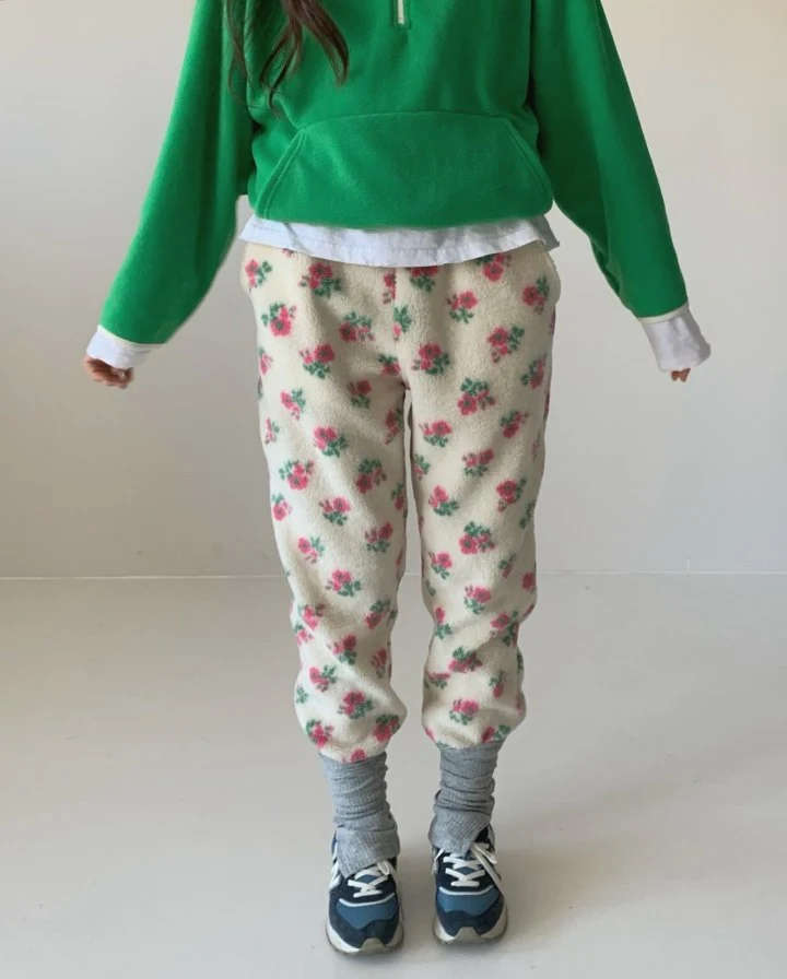 Via - Korean Women Fashion - #momslook - Flower Fleece Jogger Pants - 3