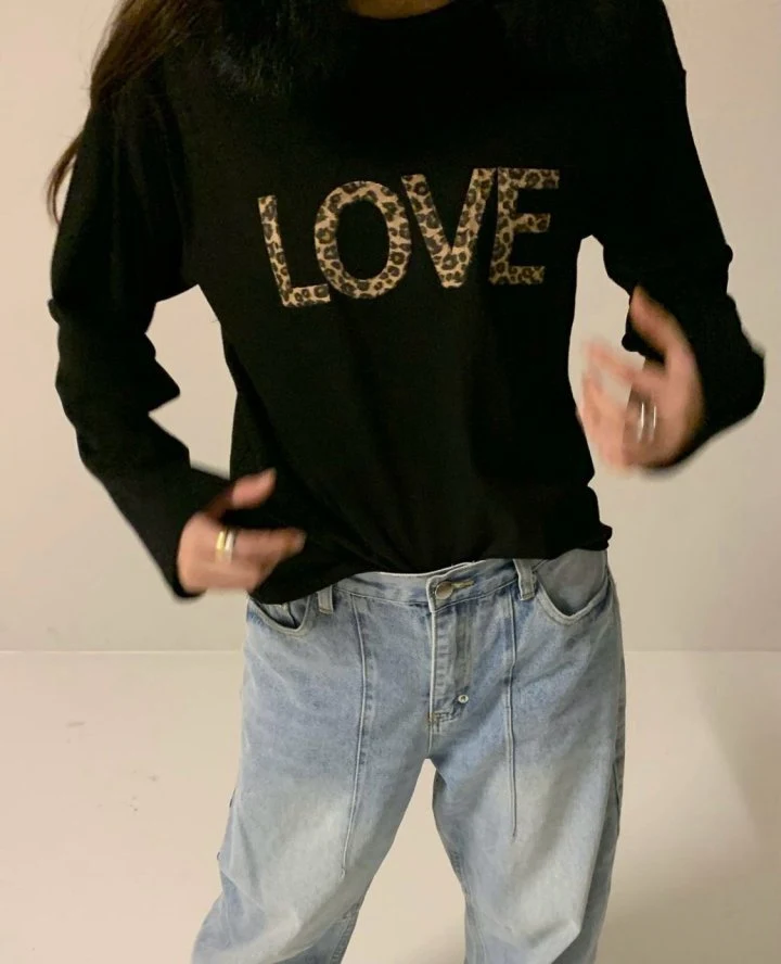 Via - Korean Women Fashion - #momslook - Leopard Love Tee