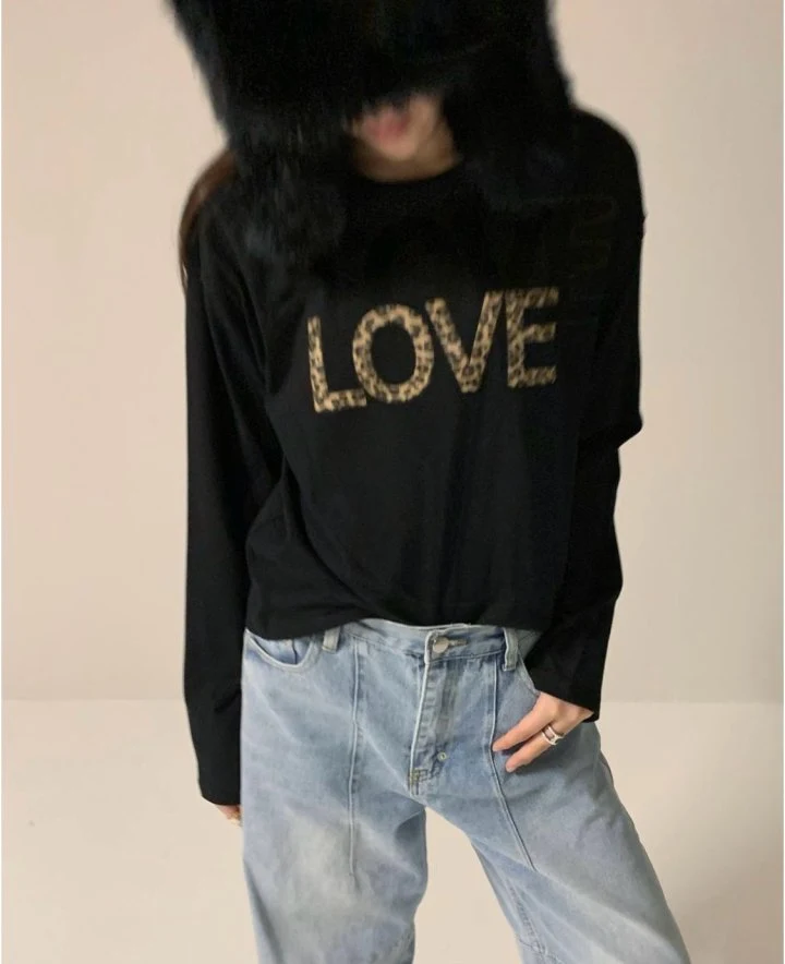 Via - Korean Women Fashion - #momslook - Leopard Love Tee - 3