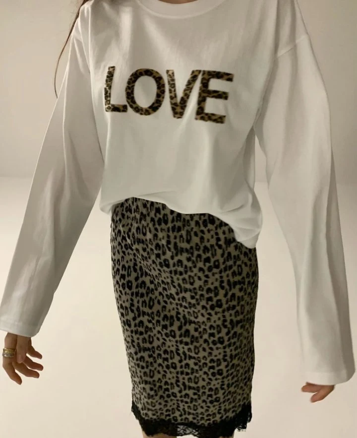 Via - Korean Women Fashion - #momslook - Leopard Love Tee - 7