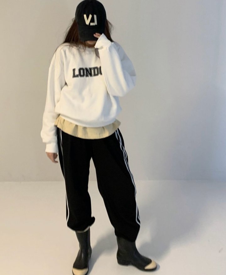 Via - Korean Women Fashion - #womensfashion - London Sweatshirts - 9