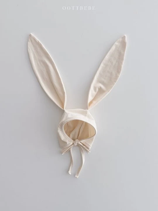 Sweet Modal Bunny Bonnet