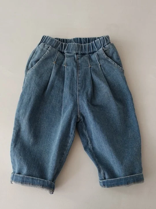 Two-tuck Wide Denim Pants