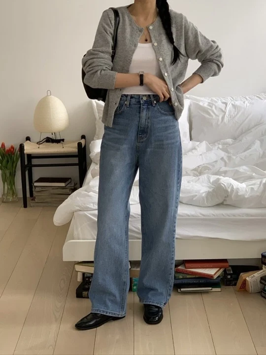 Cat Brush Half High Straight Denim Pants