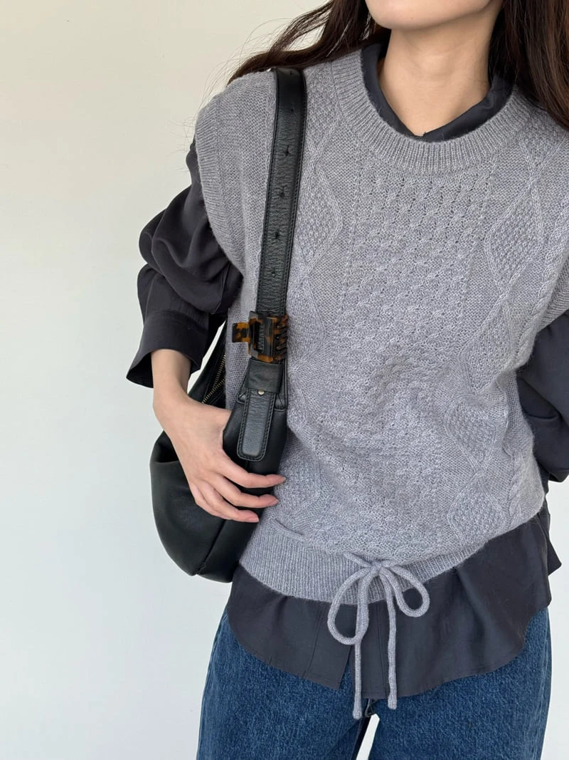 Amygrace - Korean Women Fashion - #momslook - Cable Vest - 6